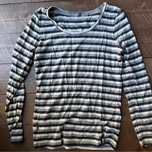 Icebreaker Women’s Black and White Striped Long Sleeve Tee